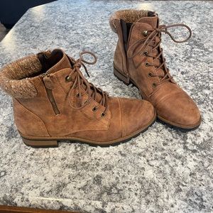 Cliffs by White Mountain